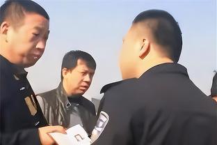 鹿晗接受曼联官方采访：录五哈的时候，我会强迫朋友们一起看曼联